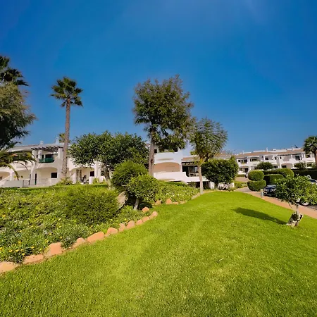Alto Club, Alvor, Portugal ألفور